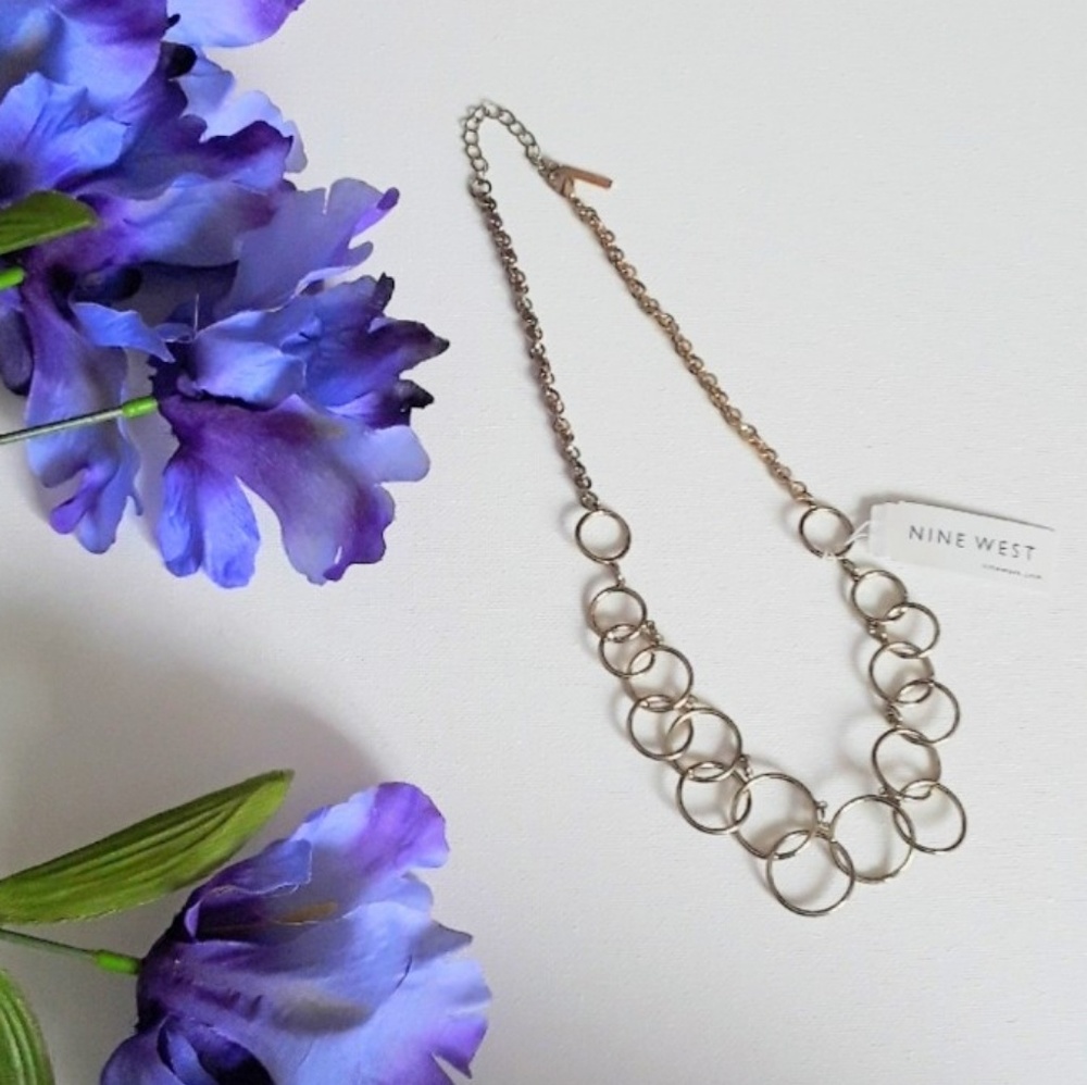 **Not for sale** NWT Nine West Necklace